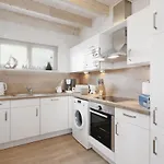 Nice Home In Ostseeresort Olpenitz With Sauna 펜션 올페니츠