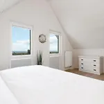 Nice Home In Ostseeresort Olpenitz With Sauna 올페니츠